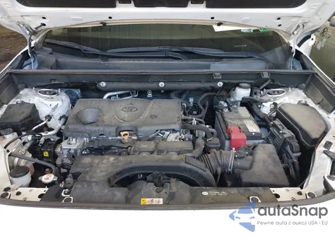 2021 Toyota Rav4 Xle z USA, uszkodzony, nr VIN 2T3W1RFV8MC122896